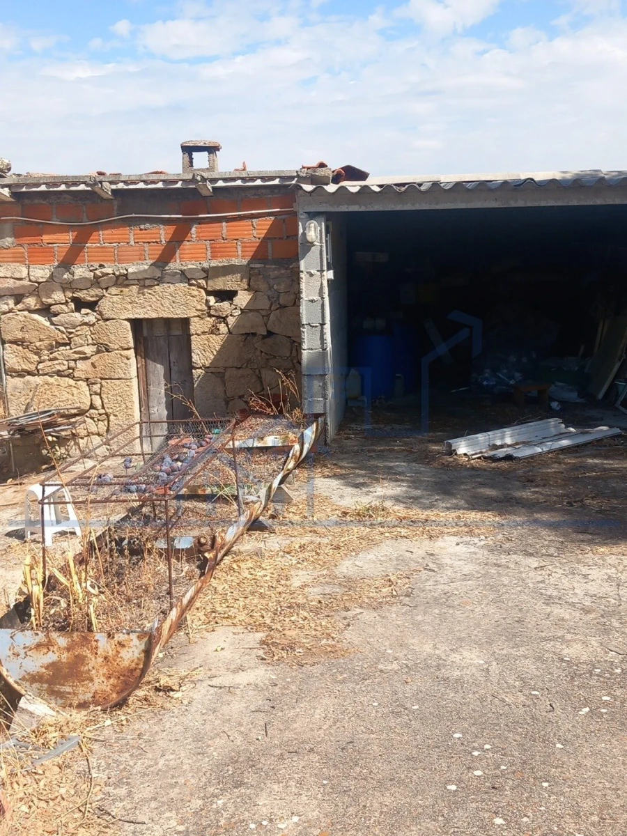 Moradia T3 para Venda em Adeganha e Cardanha Foto 10