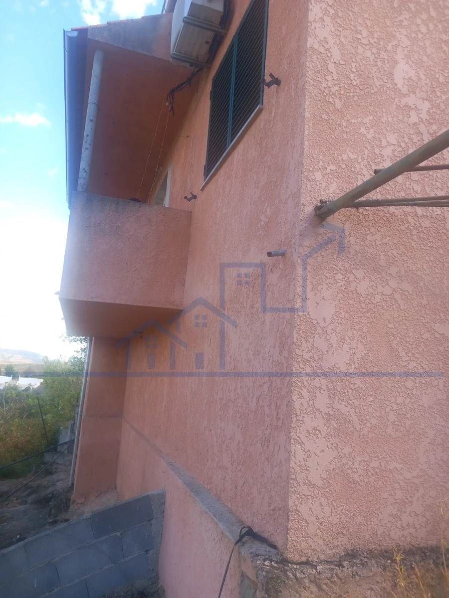 Moradia T3 para Venda em Adeganha e Cardanha Foto 7