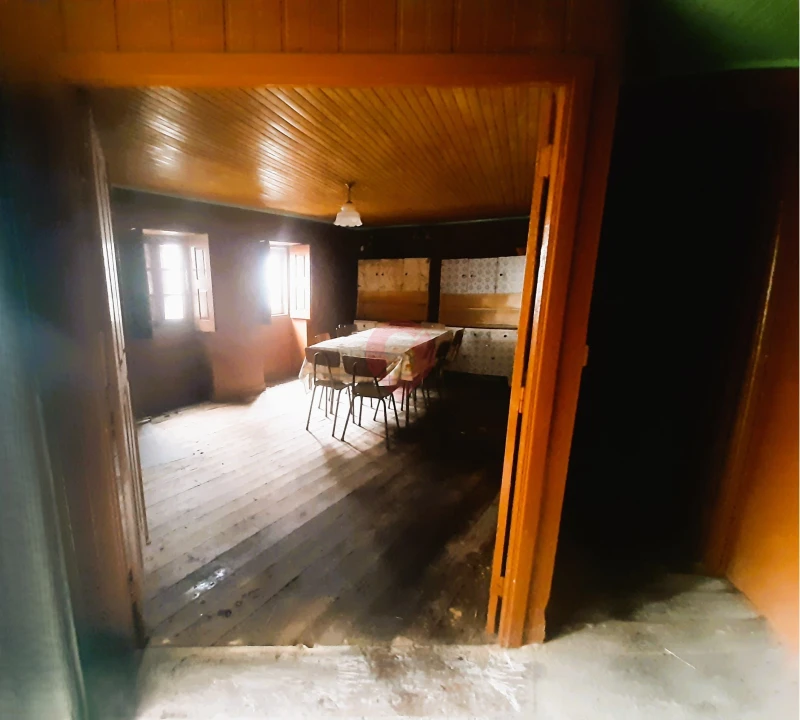 Moradia T3 para Venda em Castro Laboreiro e Lamas de Mouro Foto 2