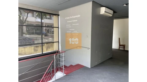 Negócio para Venda em Lordelo do Ouro e Massarelos
