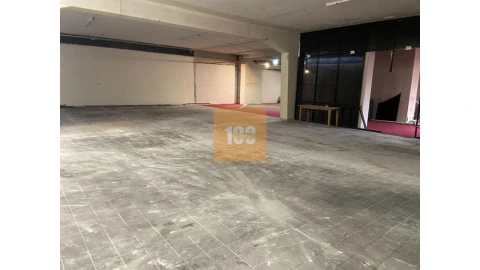 Negócio para Venda em Lordelo do Ouro e Massarelos