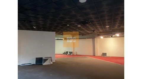 Negócio para Venda em Lordelo do Ouro e Massarelos