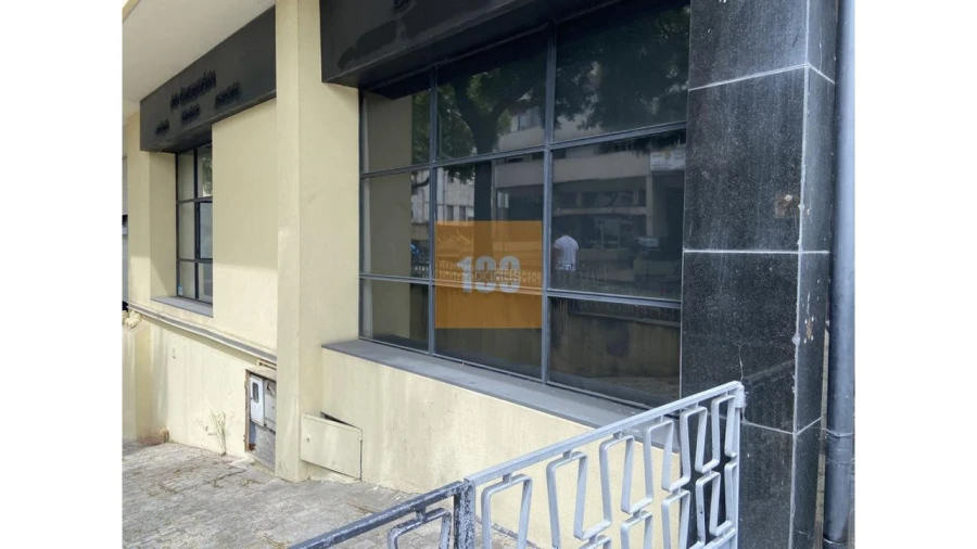 Negócio para Venda em Lordelo do Ouro e Massarelos Foto 20
