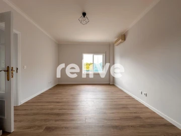 Apartamento T1 para Venda em Caparica e Trafaria