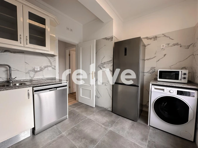 Apartamento T1 para Venda em Caparica e Trafaria Foto 8