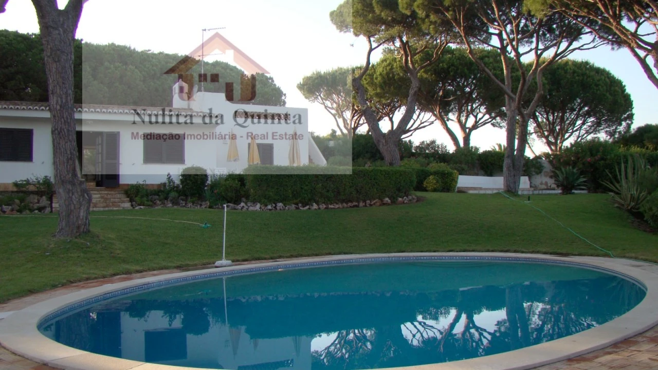 Moradia T3 para Venda em Albufeira e Olhos de Água Foto 34