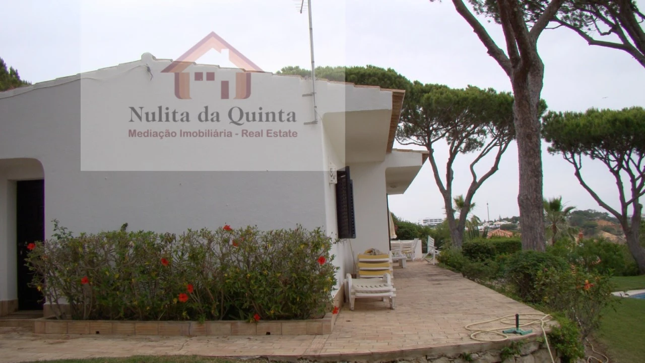 Moradia T3 para Venda em Albufeira e Olhos de Água Foto 39