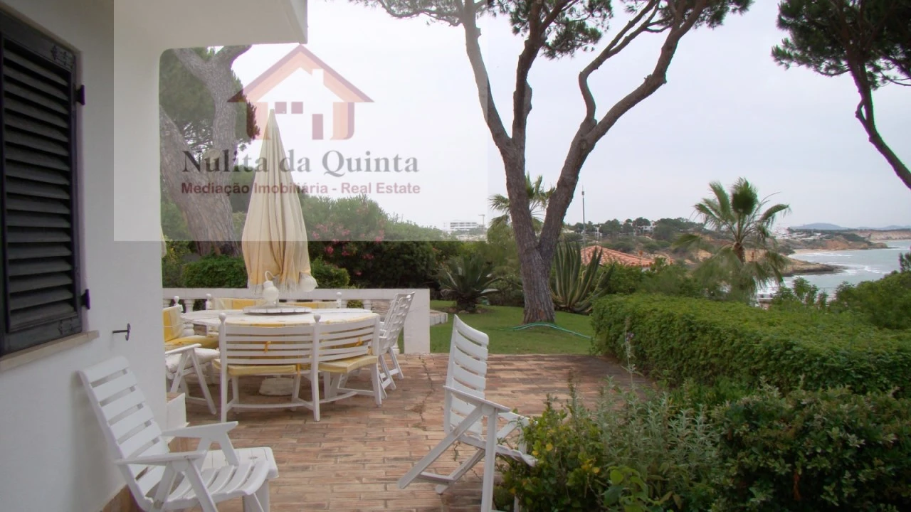 Moradia T3 para Venda em Albufeira e Olhos de Água Foto 5