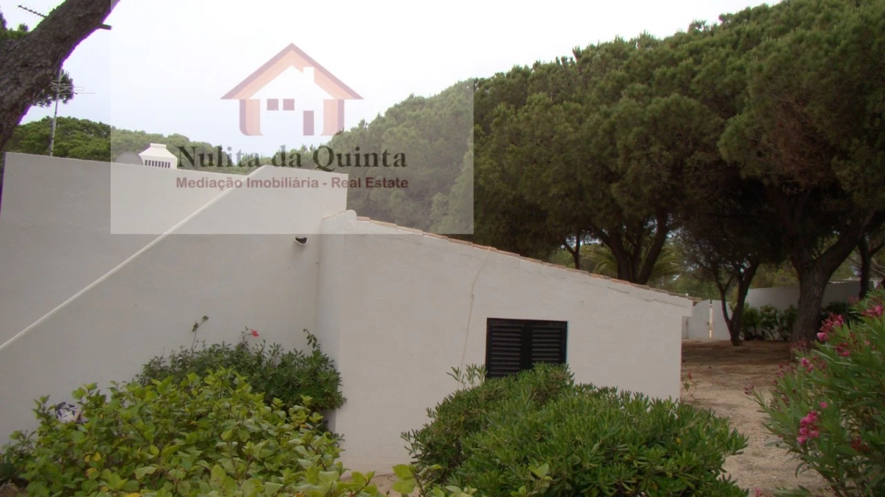 Moradia T3 para Venda em Albufeira e Olhos de Água Foto 49