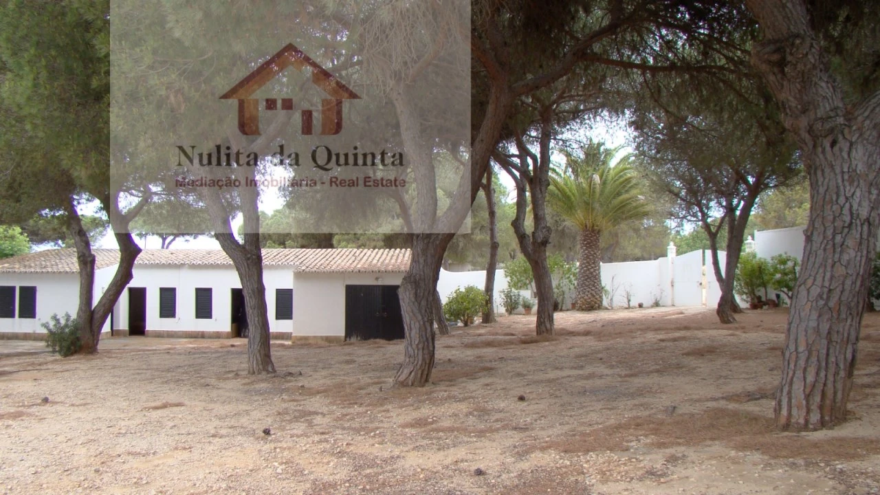 Moradia T3 para Venda em Albufeira e Olhos de Água Foto 54