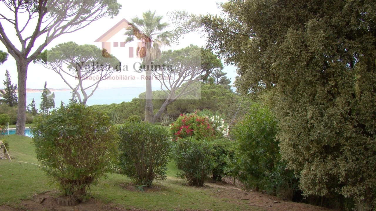 Moradia T3 para Venda em Albufeira e Olhos de Água Foto 71