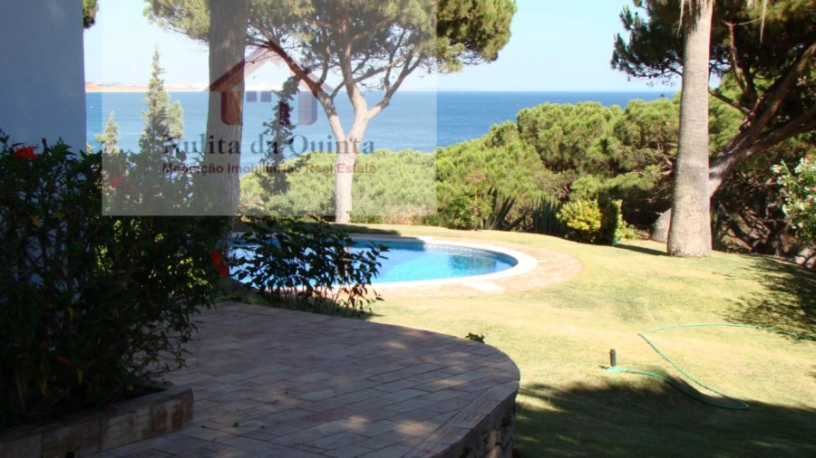 Moradia T3 para Venda em Albufeira e Olhos de Água Foto 10