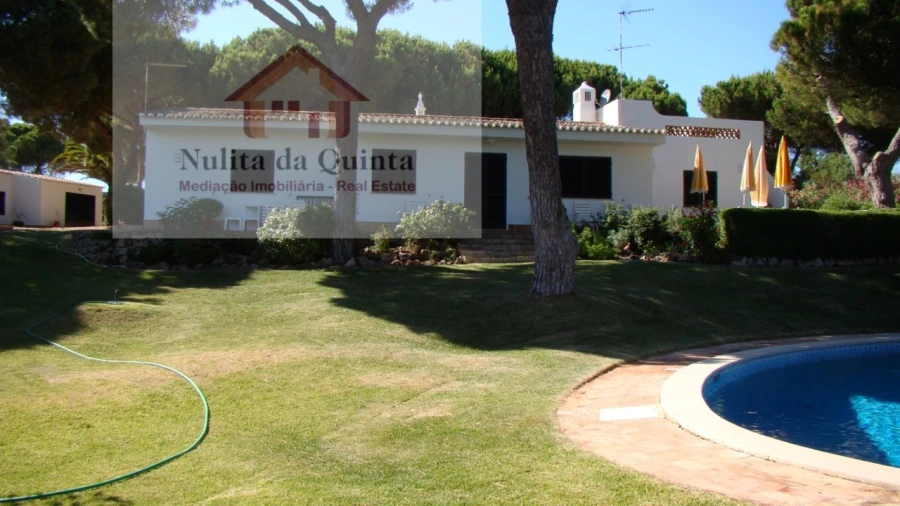 Moradia T3 para Venda em Albufeira e Olhos de Água Foto 12