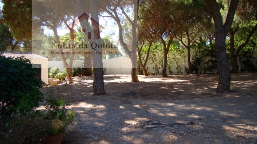 Moradia T3 para Venda em Albufeira e Olhos de Água Foto 21