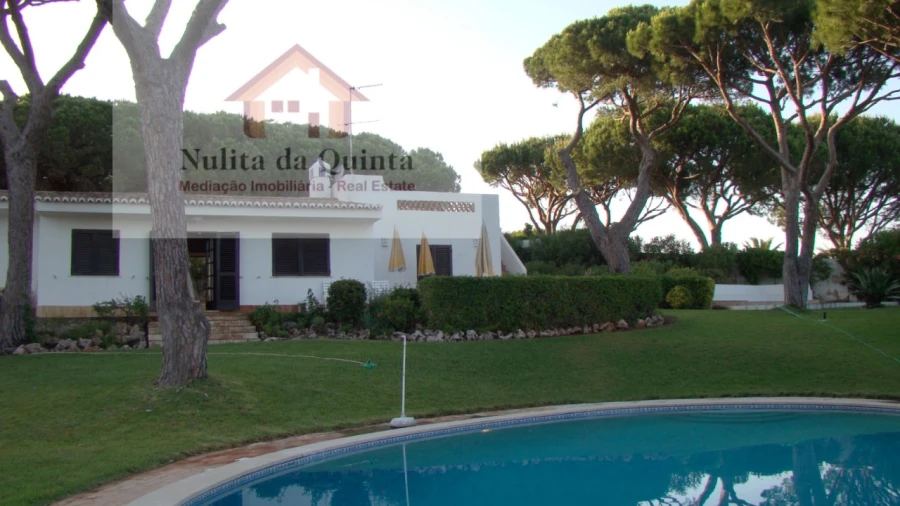 Moradia T3 para Venda em Albufeira e Olhos de Água Foto 23