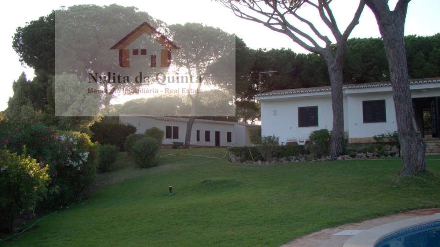 Moradia T3 para Venda em Albufeira e Olhos de Água Foto 30