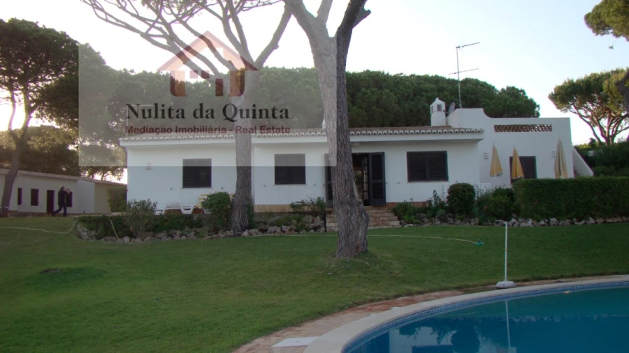 Moradia T3 para Venda em Albufeira e Olhos de Água Foto 31