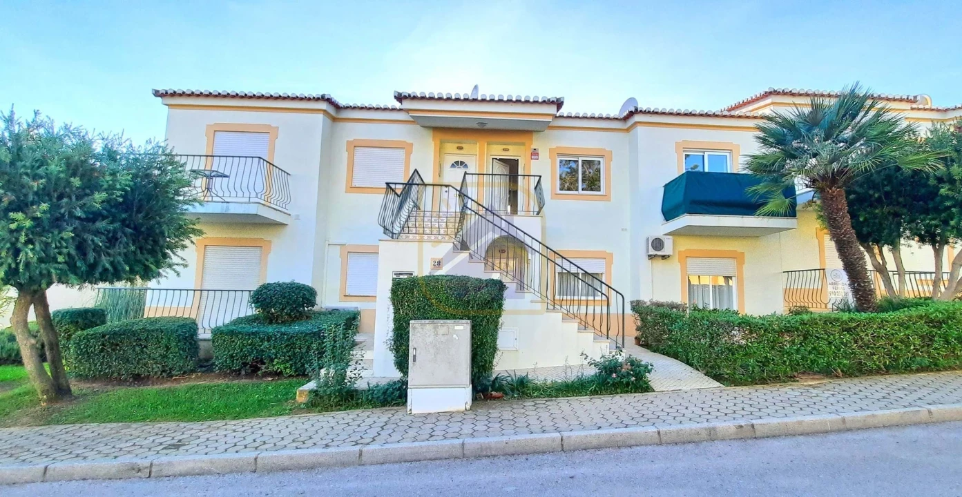 Apartamento T2 para Venda em Portimão Foto 2