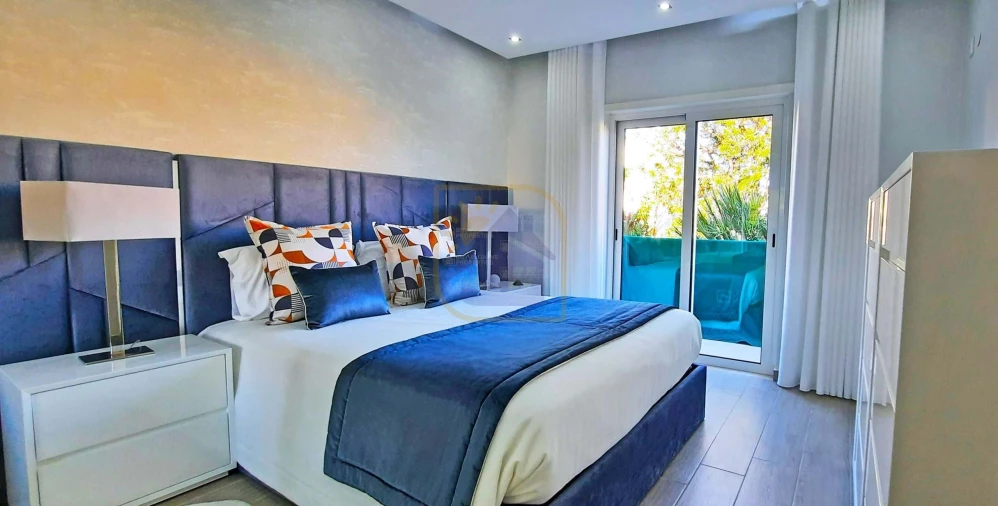 Apartamento T2 para Venda em Portimão Foto 8