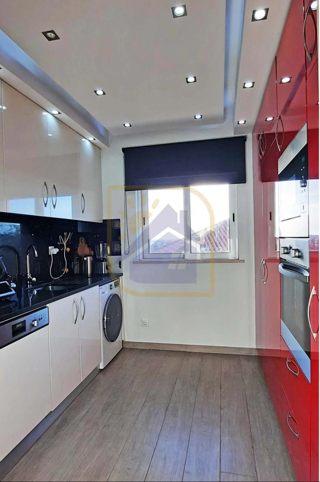 Apartamento T2 para Venda em Portimão Foto 9