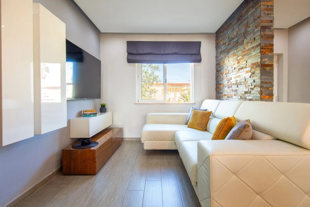 Apartamento T2 para Venda em Portimão Foto 6