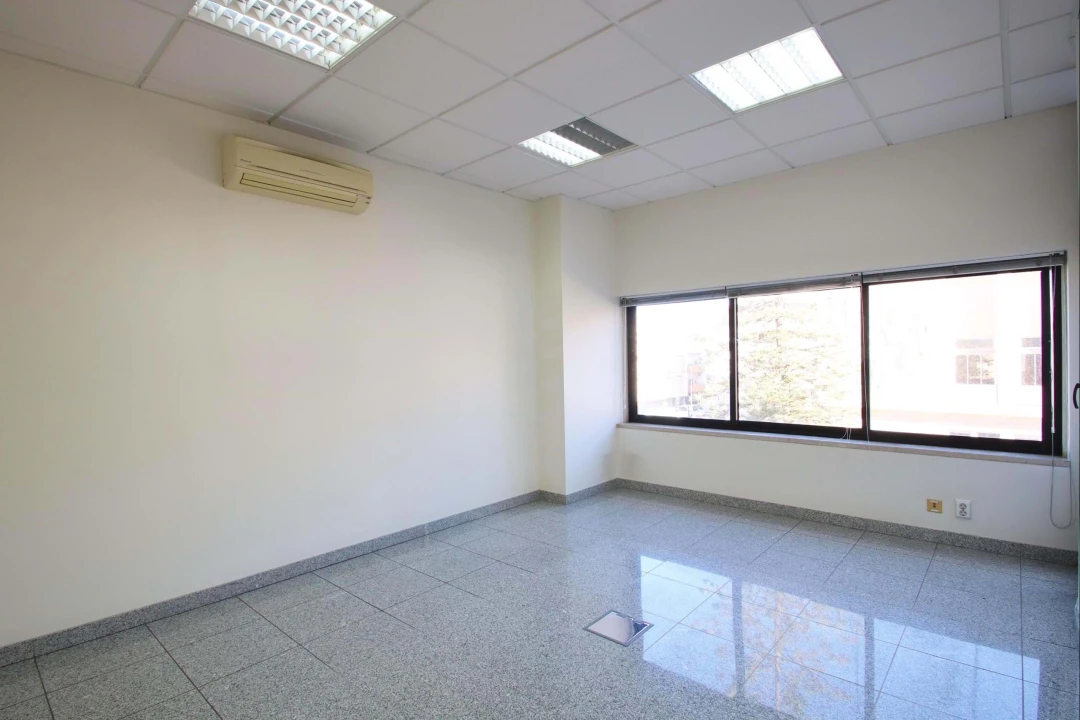 Escritório para Venda em Faro (Sé e São Pedro) Foto 10