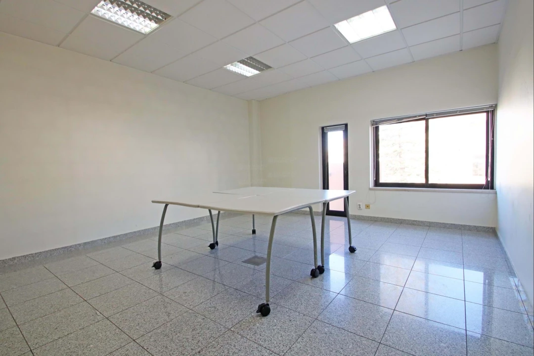 Escritório para Venda em Faro (Sé e São Pedro) Foto 12