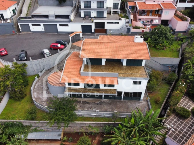 Moradia T5 para Venda em Monte Foto 2