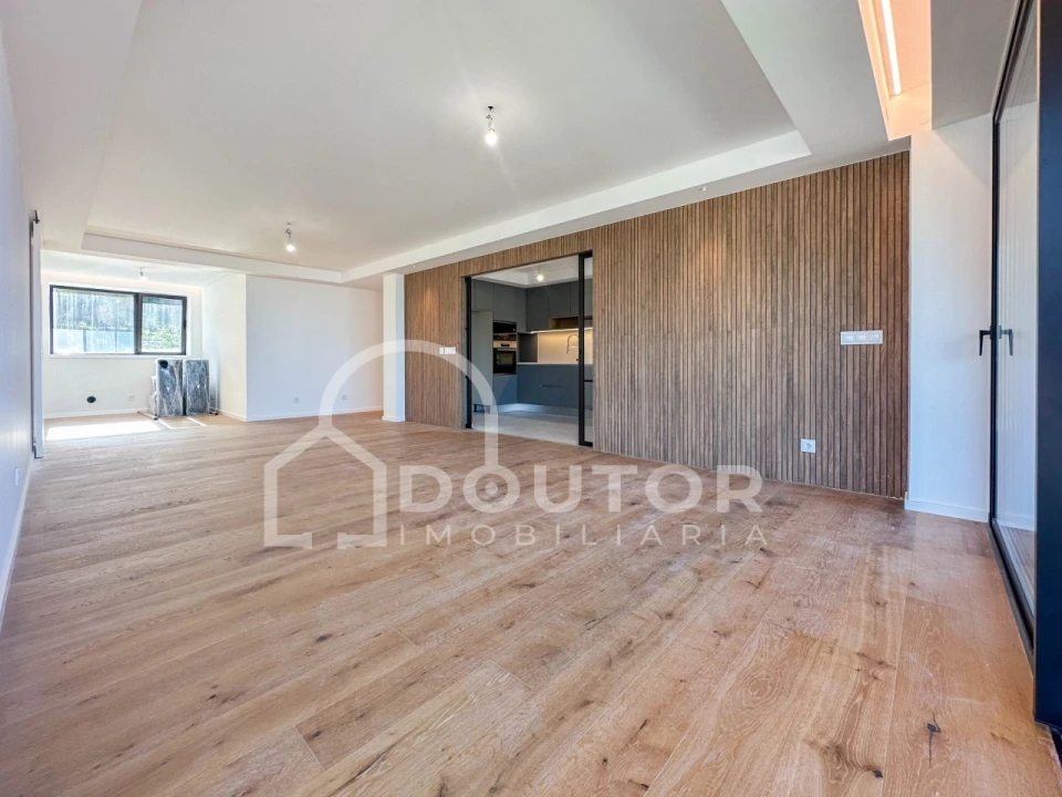 Apartamento T2 para Venda em São Martinho Foto 7