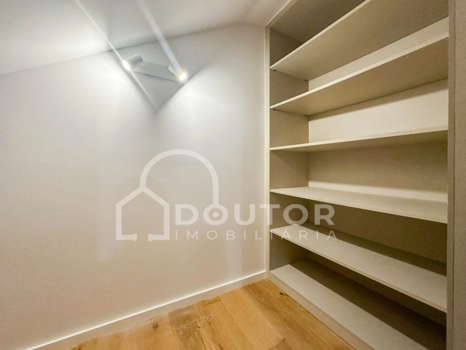 Apartamento T2 para Venda em São Martinho Foto 20