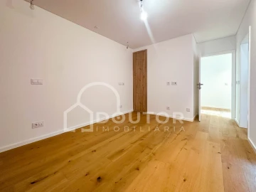 Apartamento T2 para Venda em São Martinho