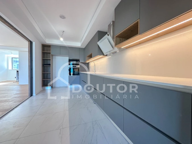 Apartamento T2 para Venda em São Martinho Foto 13