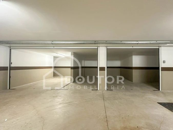 Apartamento T2 para Venda em São Martinho Foto 24