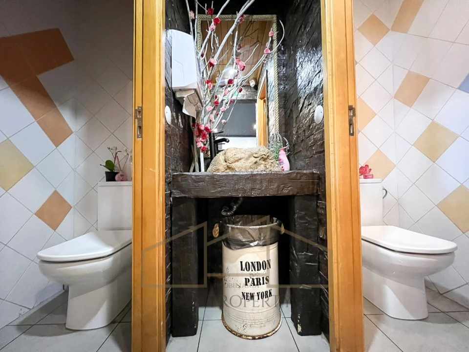 Loja para Venda em Charneca de Caparica e Sobreda Foto 17