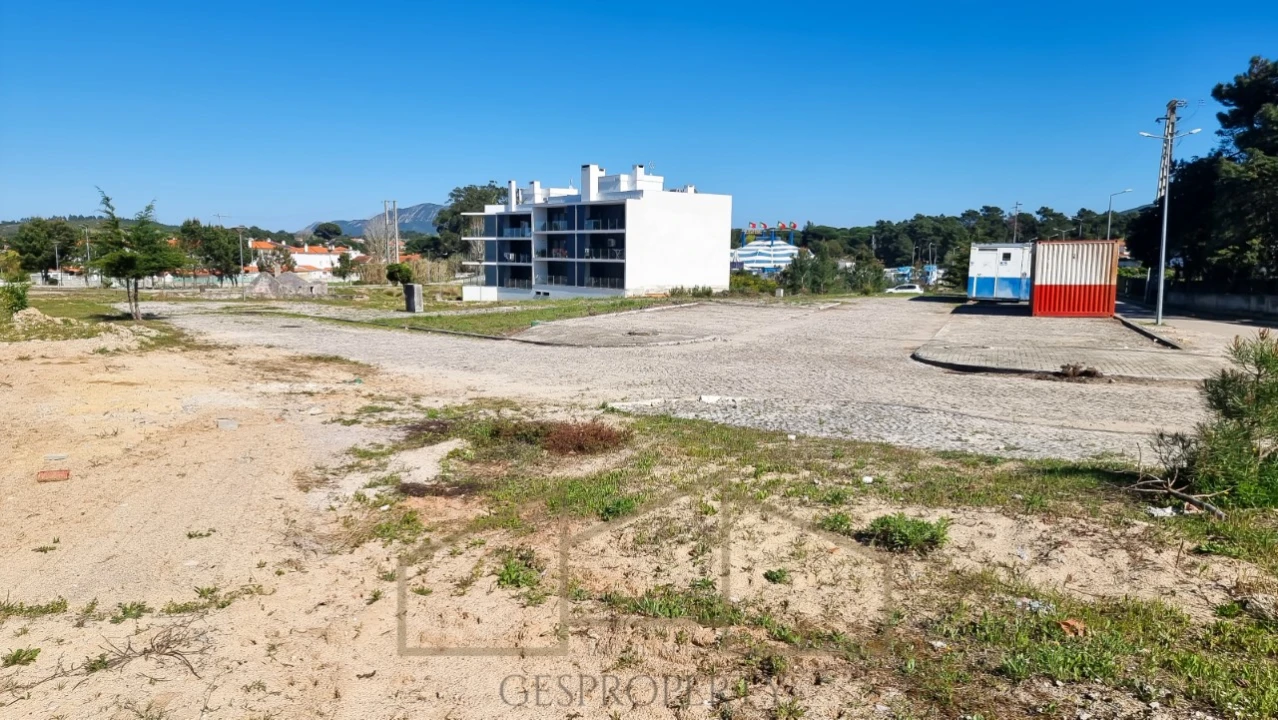 Terreno para Venda em Sesimbra (Castelo) Foto 2