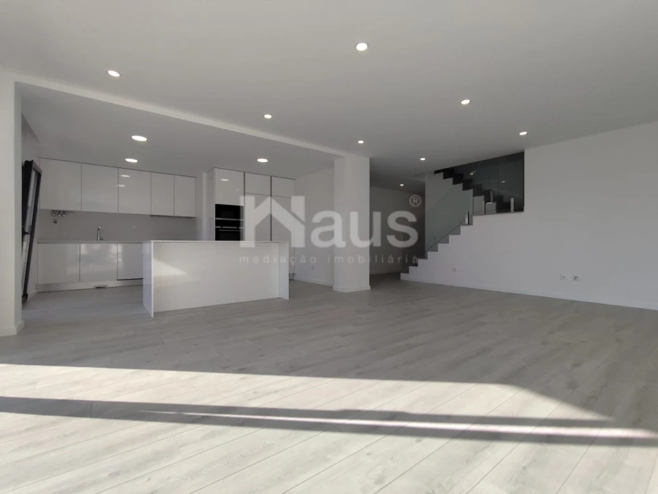 Apartamento T3 para Venda em Montijo e Afonsoeiro Foto 2