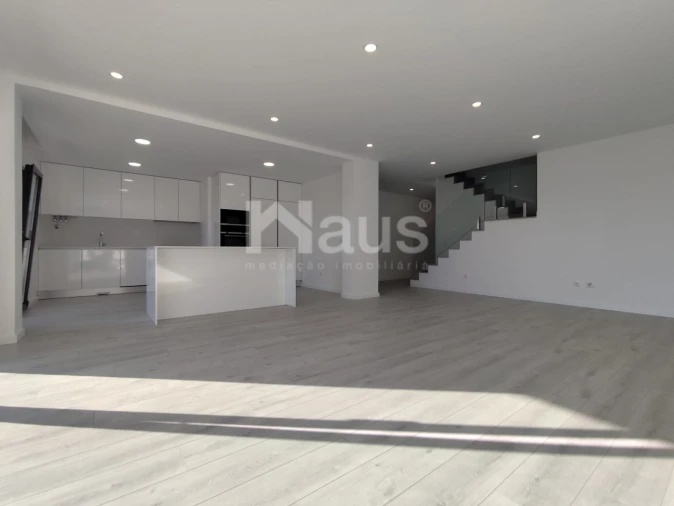 Apartamento T3 para Venda em Montijo e Afonsoeiro Foto 2