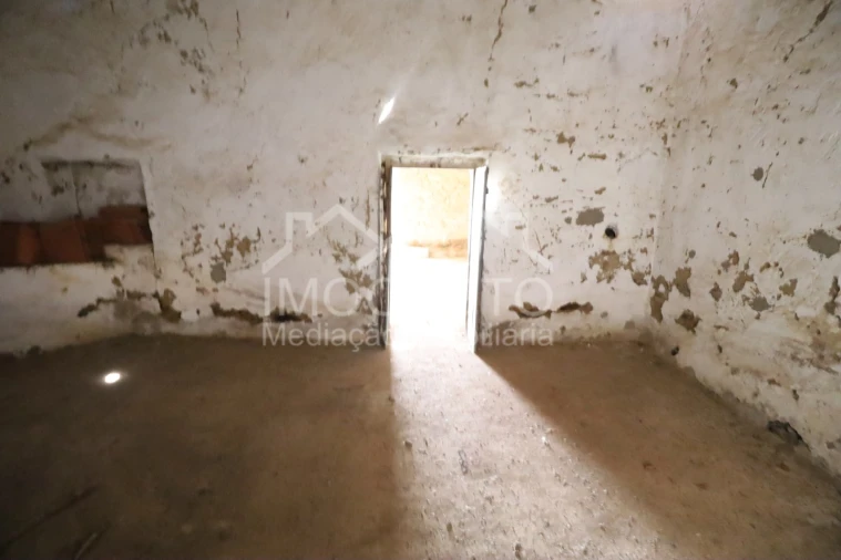 Moradia T1 para Venda em Giões Foto 14