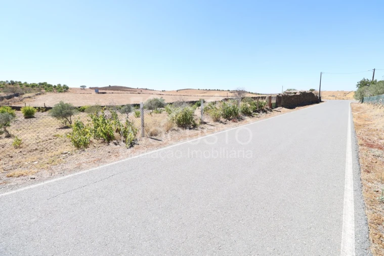 Moradia T1 para Venda em Giões Foto 19