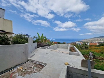 Moradia T2 para Venda em Arco da Calheta