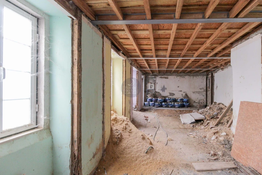 Prédio para Venda em Marvila, Ribeira Santarém, São Salvador, São Nicolau Foto 2