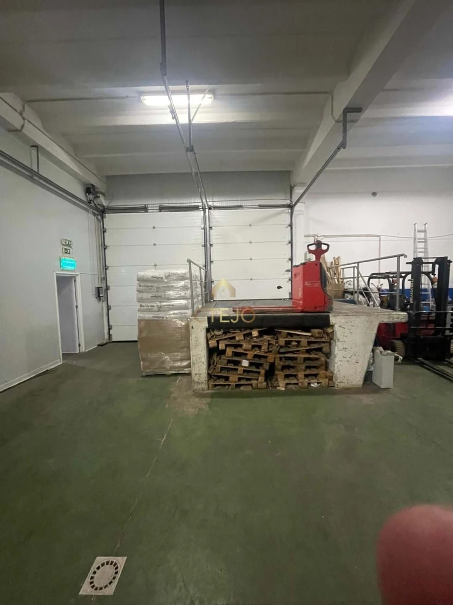 Negócio para Venda em Vialonga Foto 11