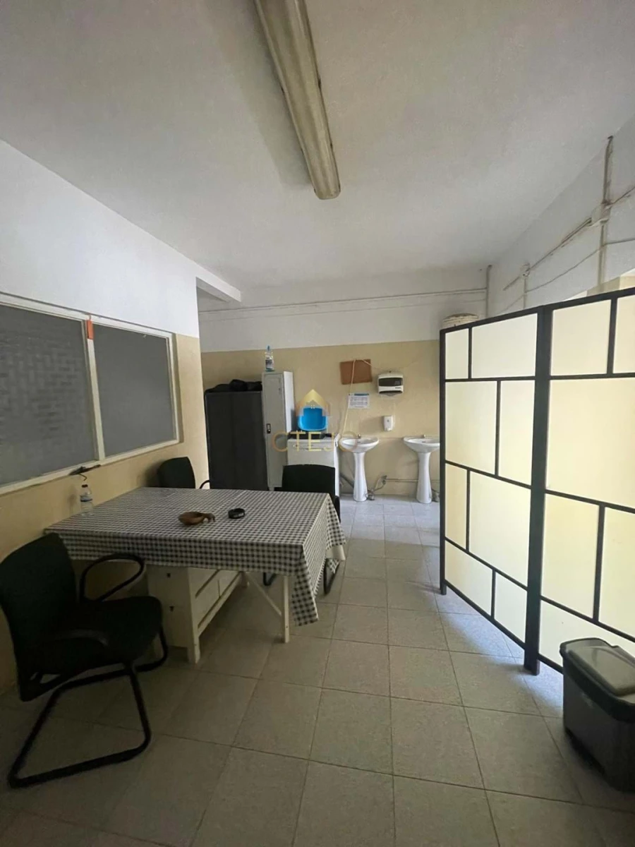 Negócio para Venda em Vialonga Foto 7