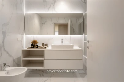 Apartamento T4 para Venda em Santa Marinha e São Pedro da Afurada