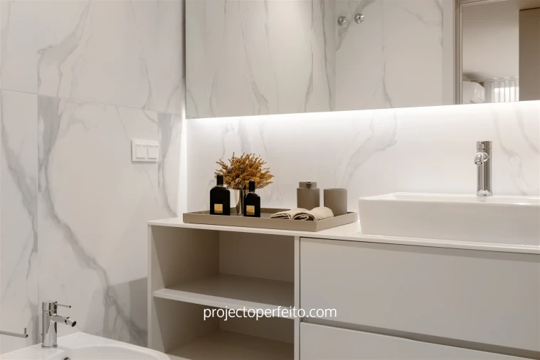 Apartamento T4 para Venda em Santa Marinha e São Pedro da Afurada Foto 24