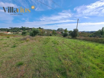 Terreno para Venda em São João Baptista e Santa Maria dos Olivais