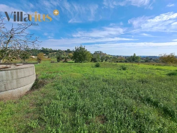 Terreno para Venda em São João Baptista e Santa Maria dos Olivais