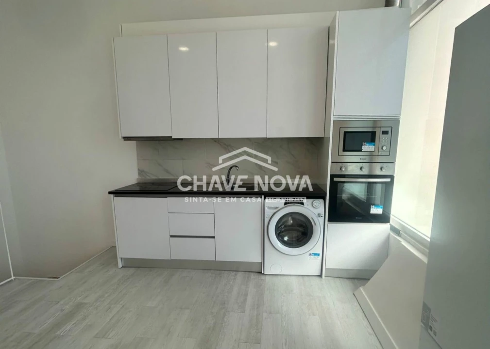 Loja para Venda em Laranjeiro e Feijó Foto 2