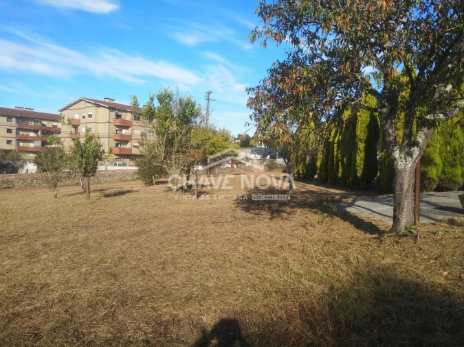 Terreno Misto para Venda em Arcozelo Foto 13