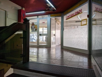 Loja para Venda em Benfica